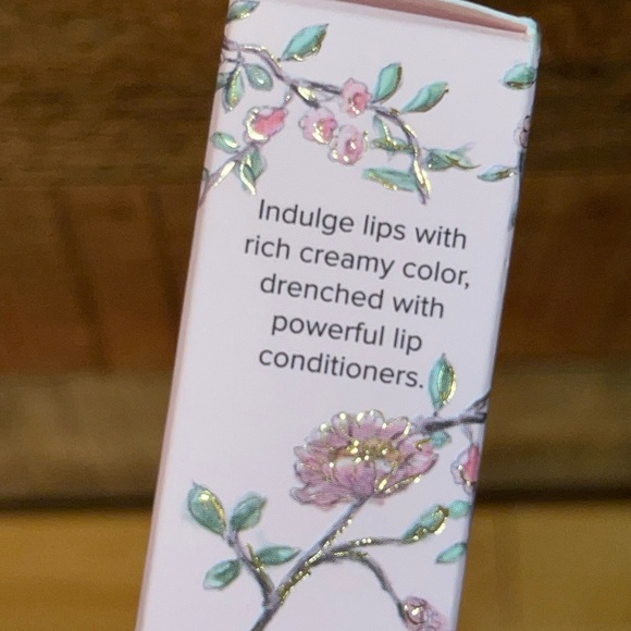 🩷HP💕Too Faced la creme lip cream - Picture 3 of 3